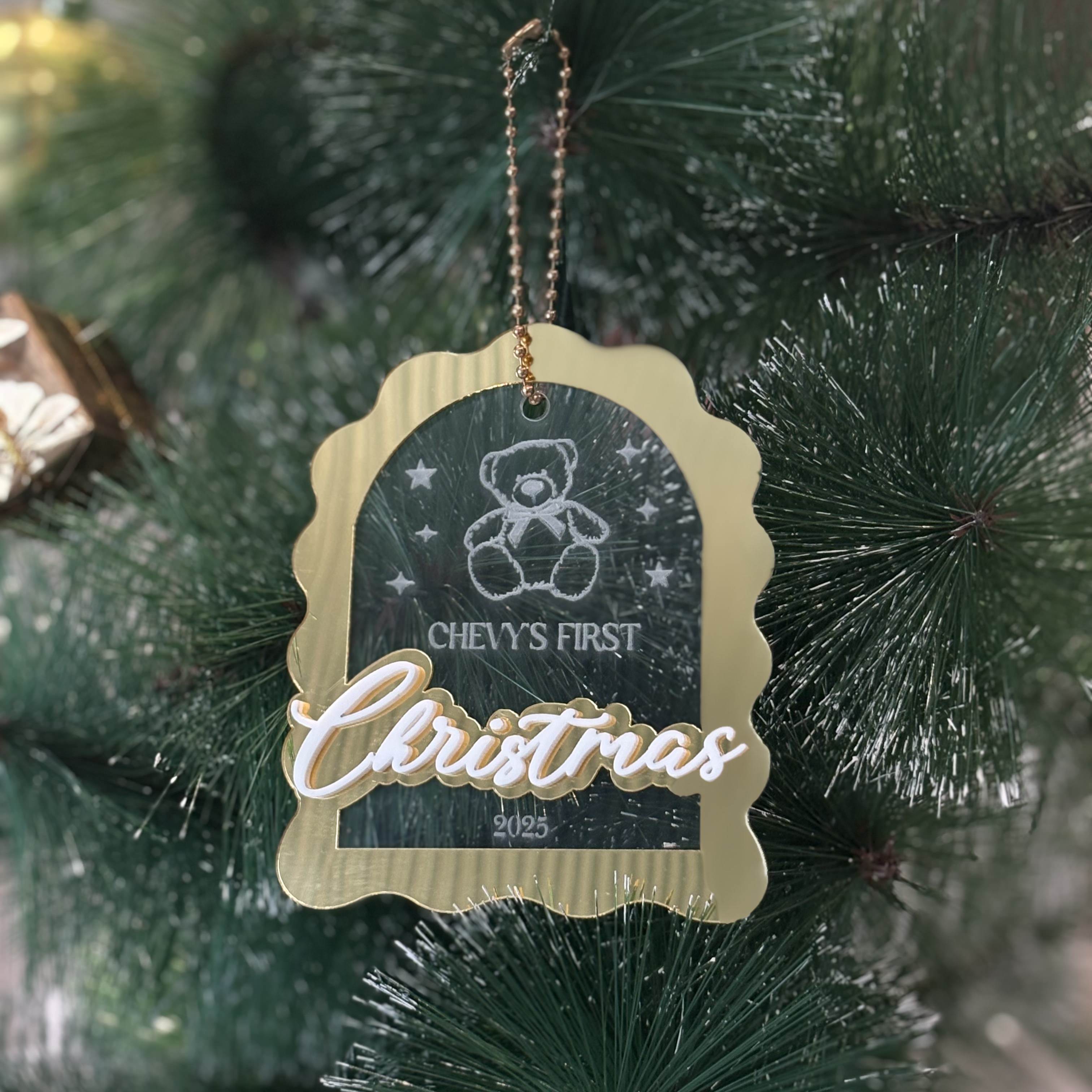 Snuggle Bear’s First Christmas